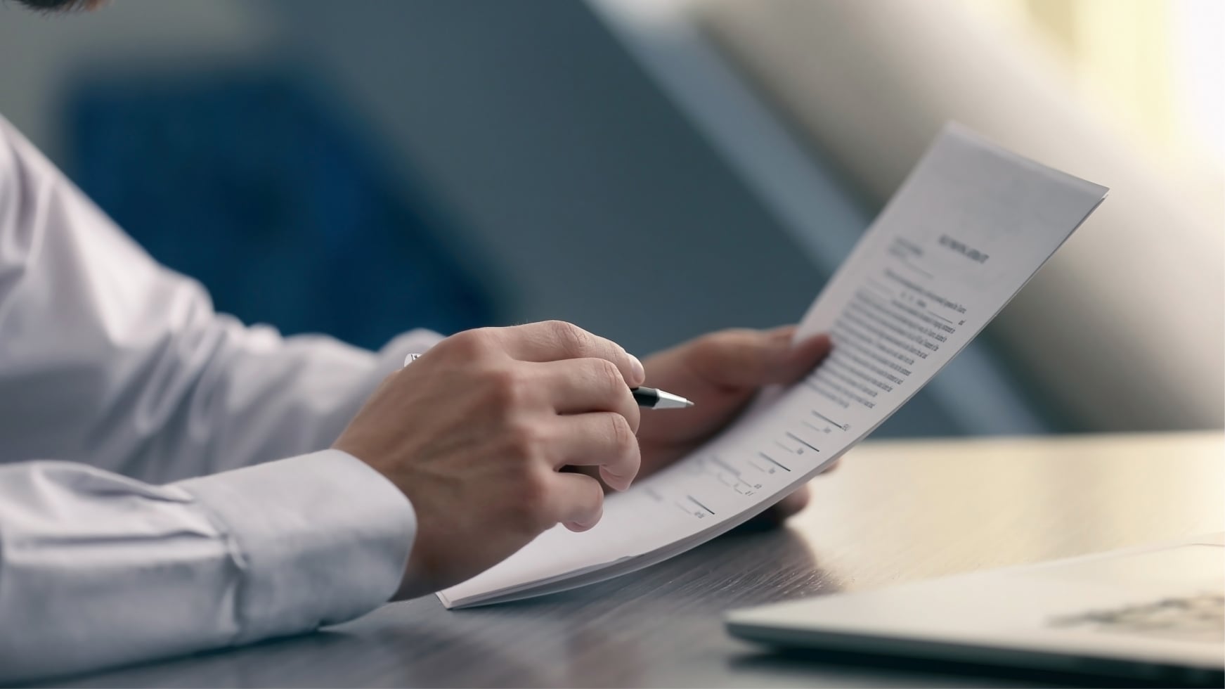 Los manuales de capacitación ayudan a los colaboradores a ser más productivos.